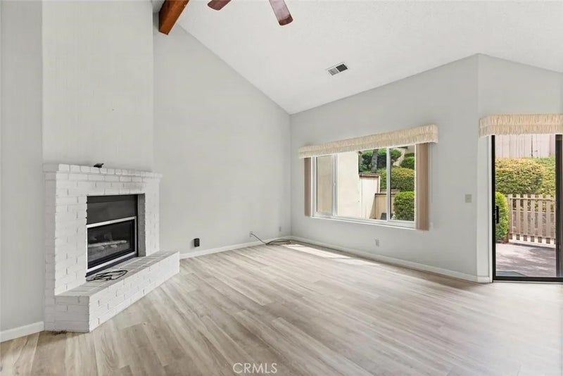 12141 S Stoneridge Circle