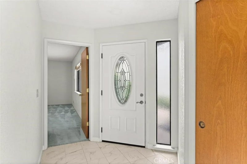 12141 S Stoneridge Circle