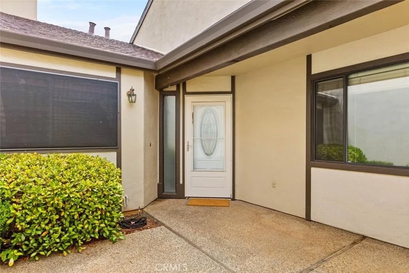 12141 S Stoneridge Circle