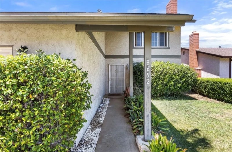 8652 Willow Drive