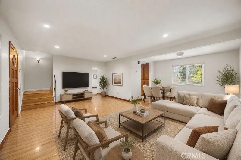 8652 Willow Drive