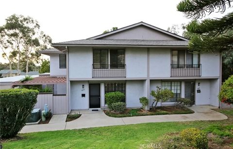 Photo of 9693 caminito del vida, La Jolla, CA 92121 (MLS # IG25233216)