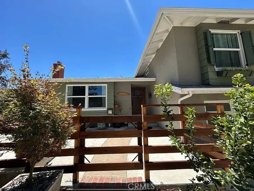 Photo of 3816 Hartung Court, Newbury Park, CA 91320 (MLS # SR25271902)