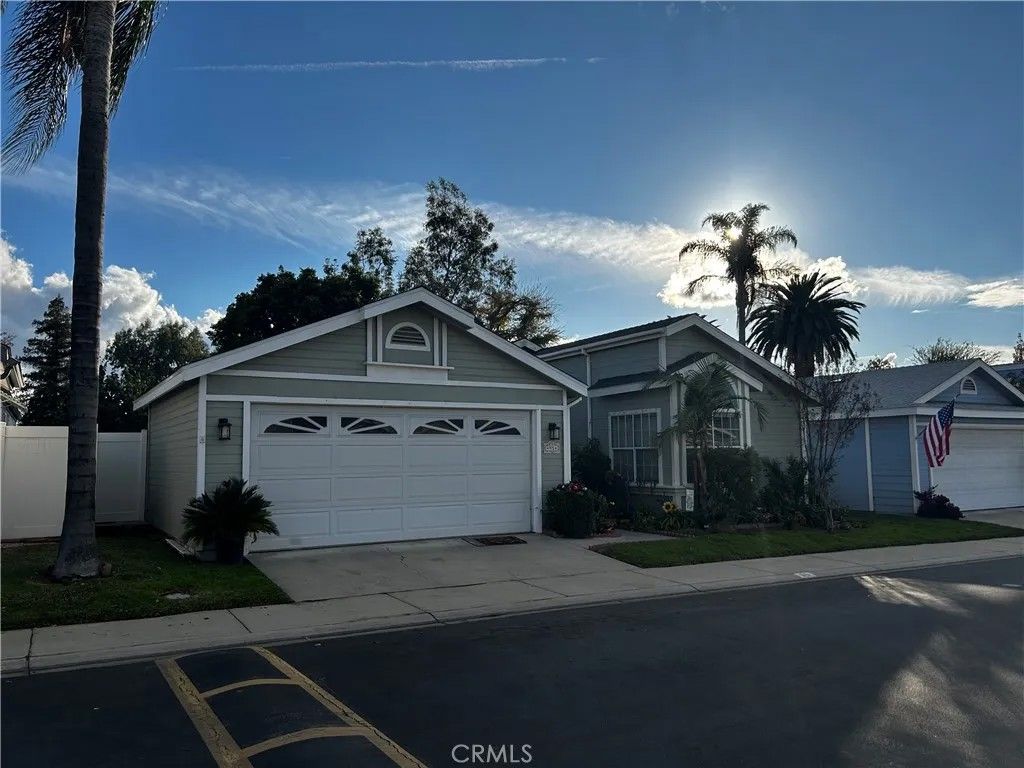 Photo of 140 W Pioneer Avenue #95, Redlands, CA 92374 (MLS # IG25275392)