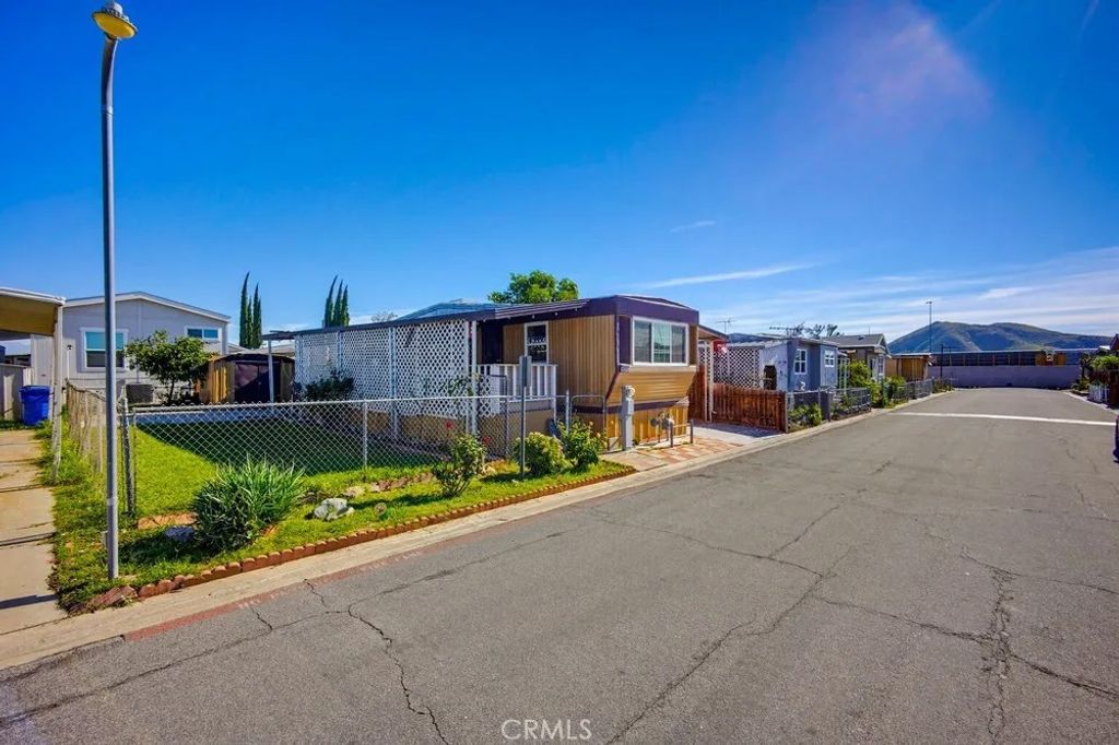Photo of 17333 Valley Blvd #45E, Fontana, CA 92335 (MLS # PW26008008)