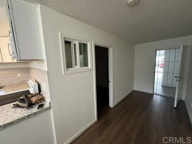 279 Moss Street 13
