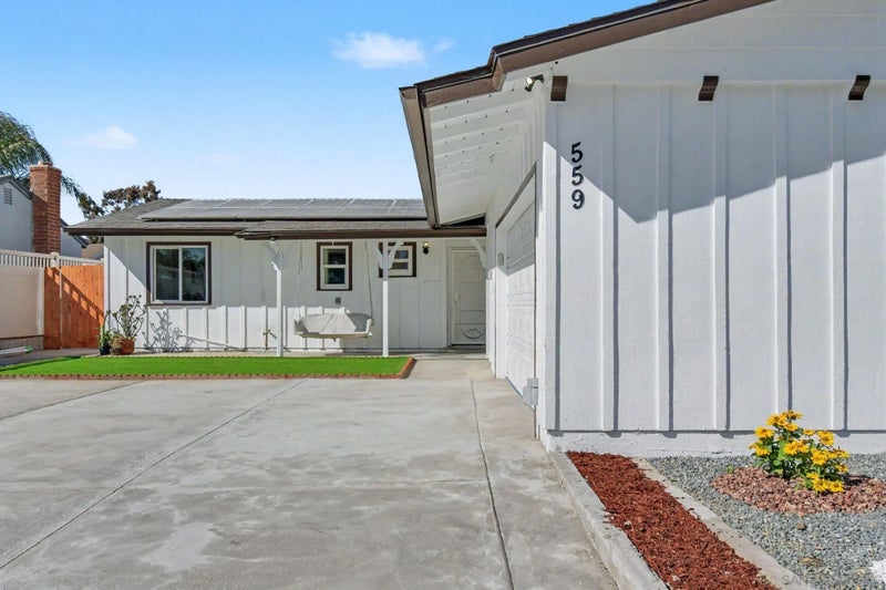 559 Glencrest Dr