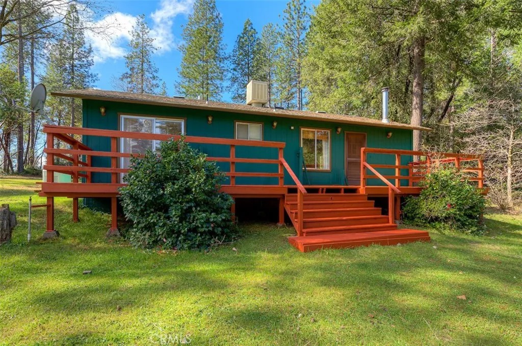 712 Bloomer Hill