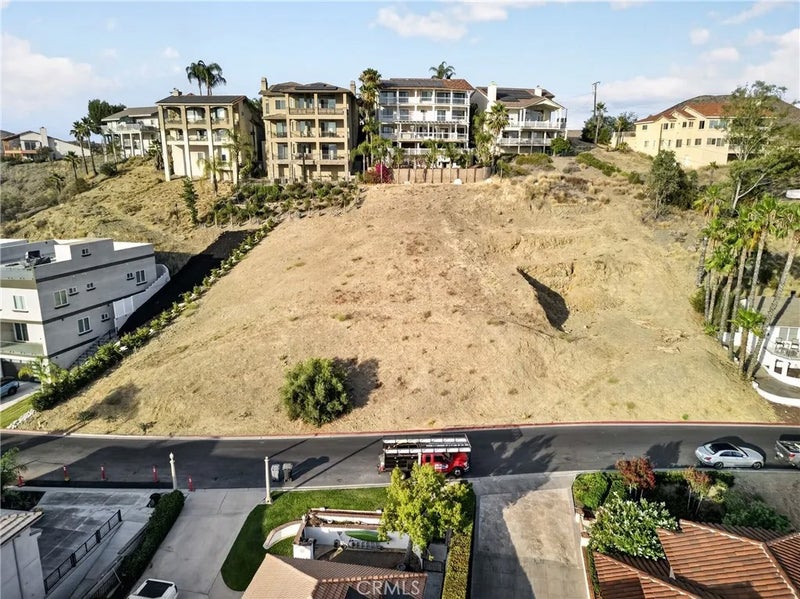 22343 San Joaquin