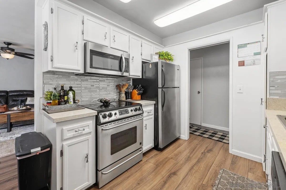 8625 Lake Murray Blvd 5