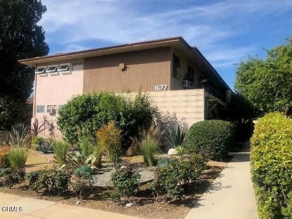 Photo of 1677 N Lake Avenue, Pasadena, CA 91104 (MLS # P1-26103)