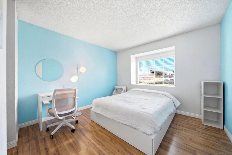 261 Riverview Way