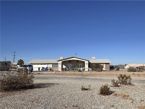 Photo of 32600 Amarylis Avenue, Barstow, CA 92311 (MLS # HD25236445)