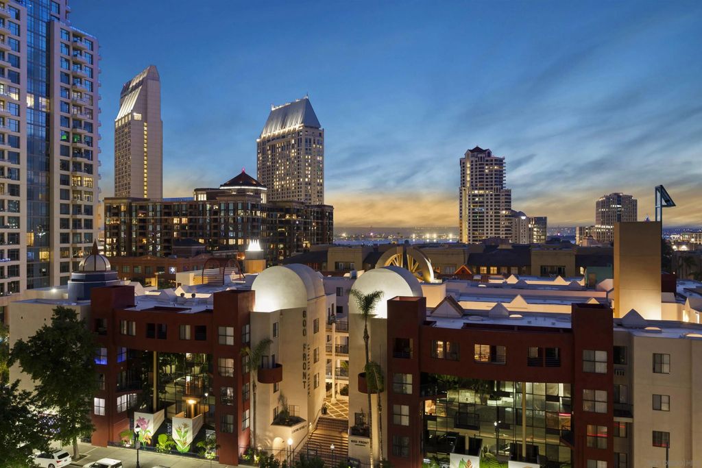 Photo of 645 Front Street #806, San Diego, CA 92101 (MLS # 2601175)