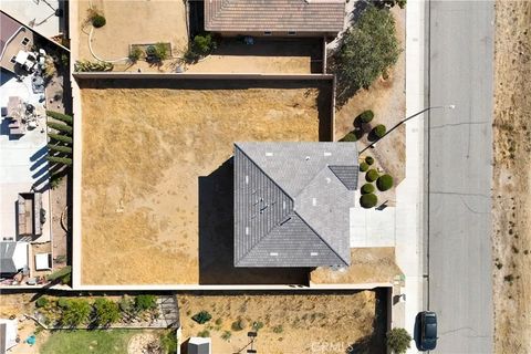 Tiny photo for 42570 72nd Street, Lancaster, CA 93536 (MLS # SR25249832)
