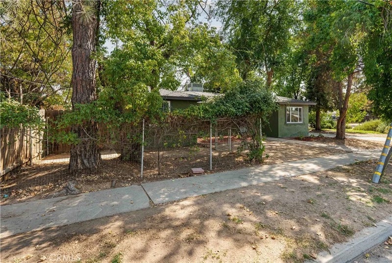 113 W Palo Alto Avenue