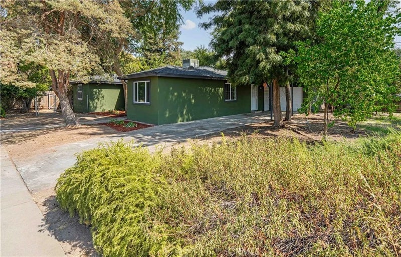 113 W Palo Alto Avenue