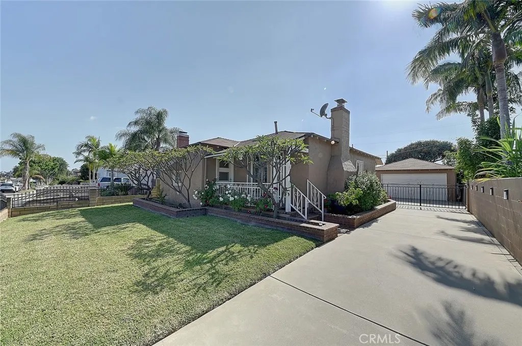 733 Keenan Street