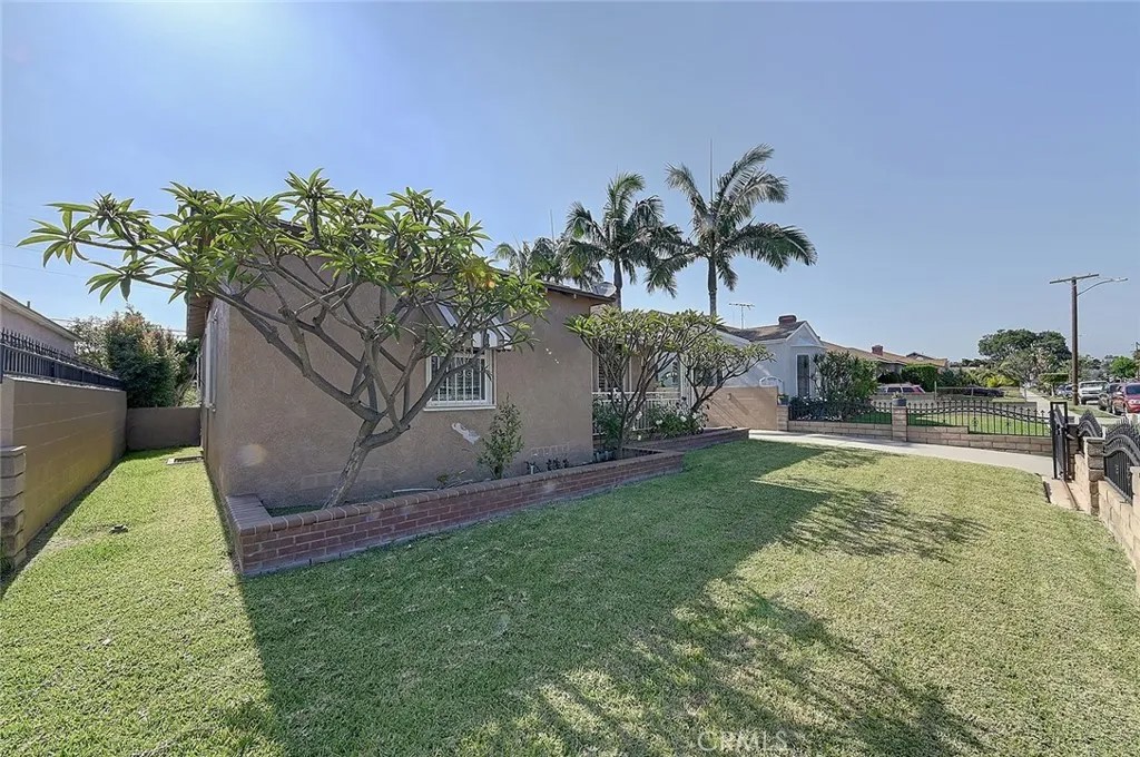 733 Keenan Street