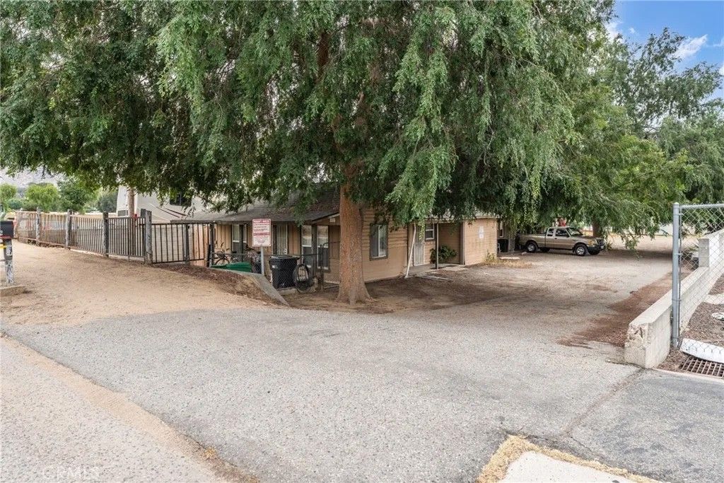 Photo of 1652 4th St, Norco, CA 92860 (MLS # OC26089123)