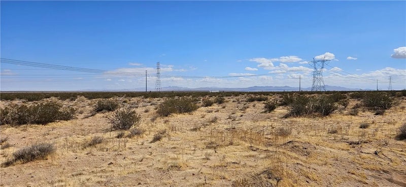 801 HWY 395 (NEAR)