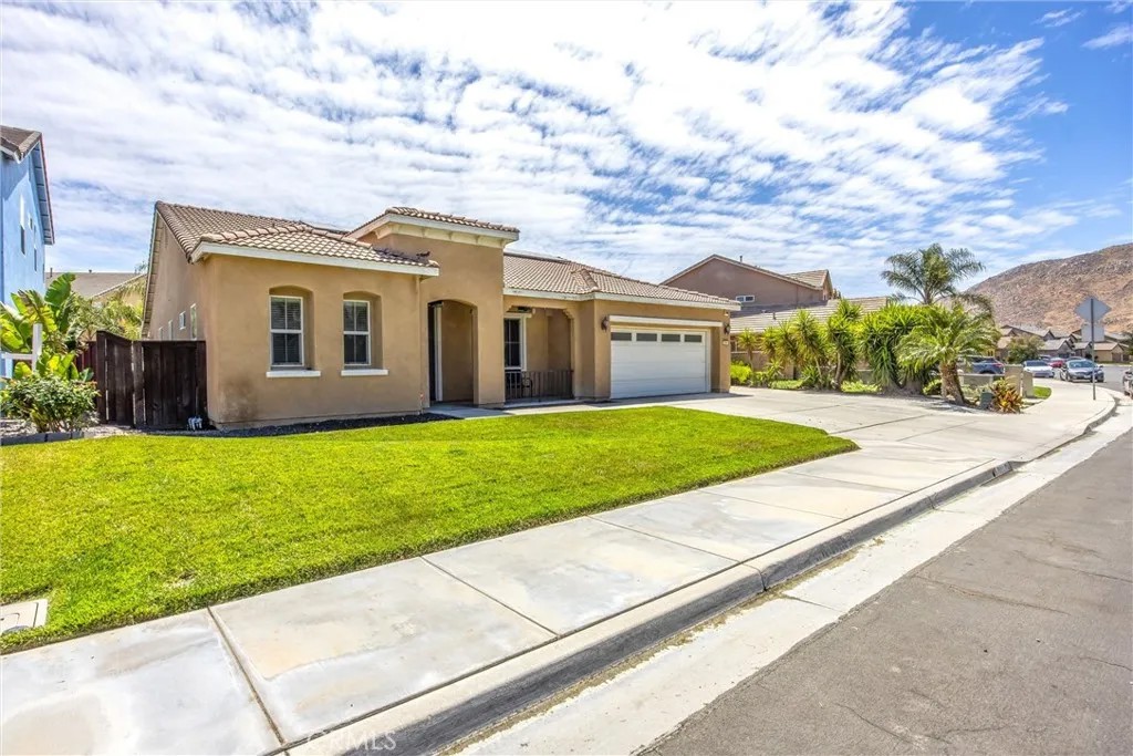 2944 Coffeeberry Way