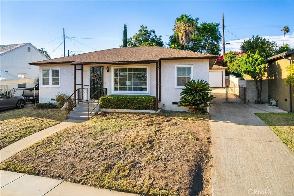 Photo of 529 W Arlight Street, Monterey Park, CA 91754 (MLS # CV26181160)