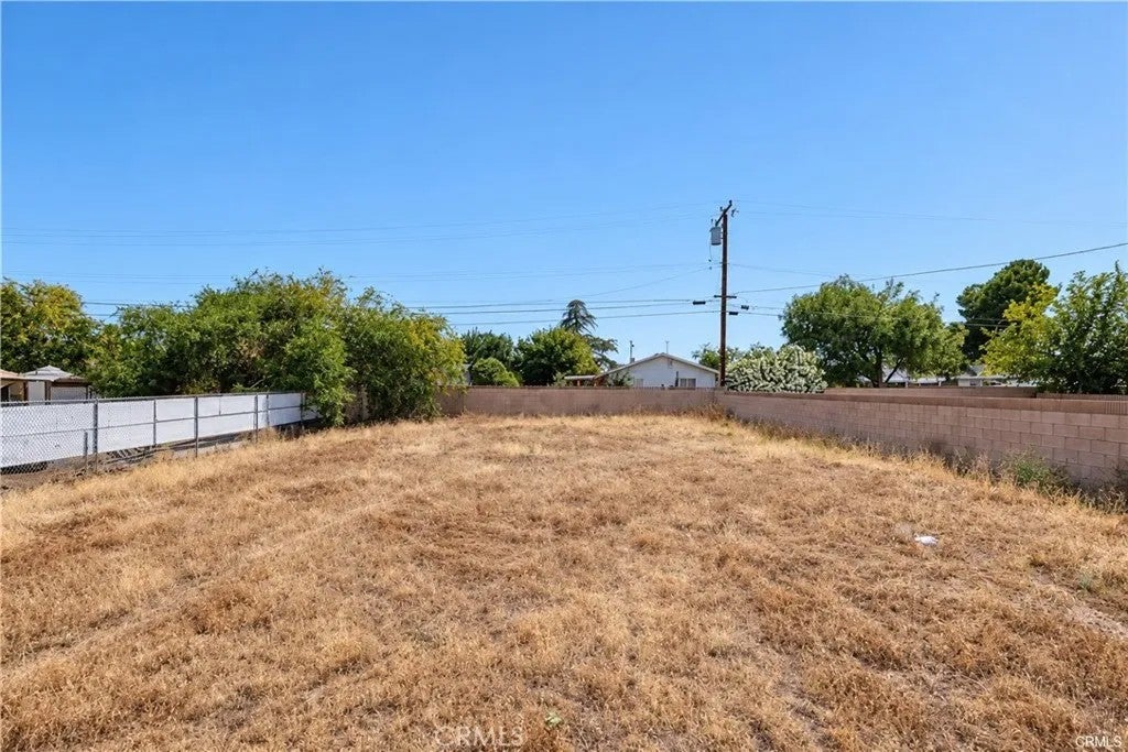 Photo of 38545 4th ST, Palmdale, CA 93550 (MLS # SR26232174)