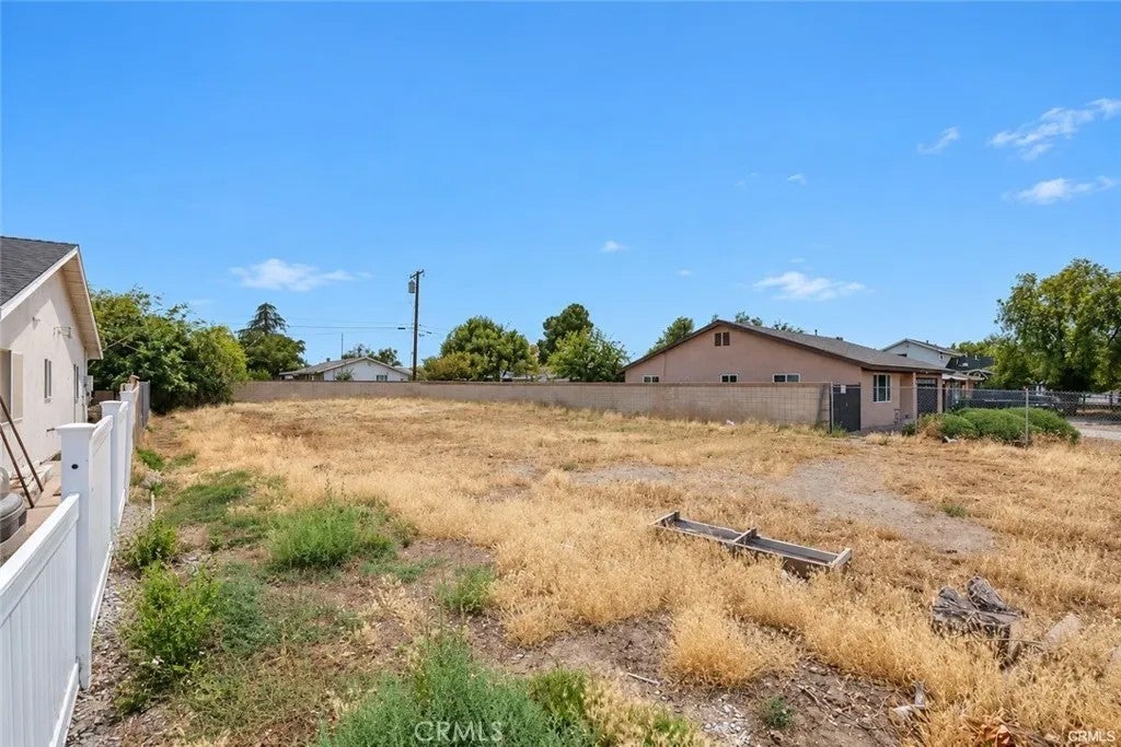 Photo of 38545 4th ST, Palmdale, CA 93550 (MLS # SR26232174)