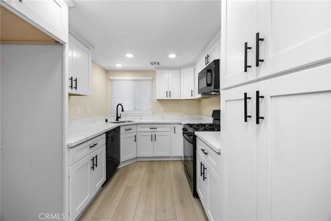 Tiny photo for 8347 Grenoble Street #9, Sunland, CA 91040 (MLS # PW25273099)