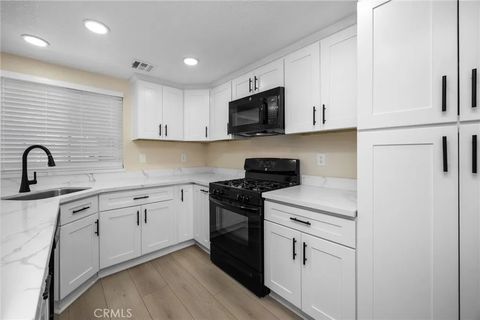 Tiny photo for 8347 Grenoble Street #9, Sunland, CA 91040 (MLS # PW25273099)