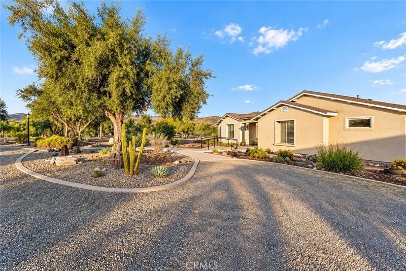 108 Manzanella Ct