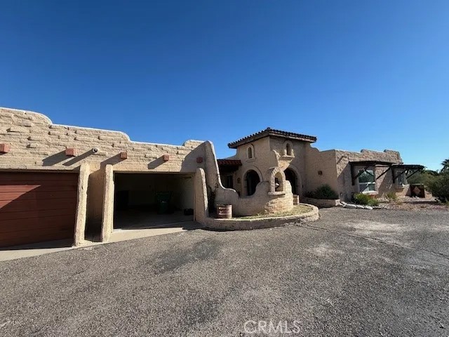 6300 N Camino Miraval