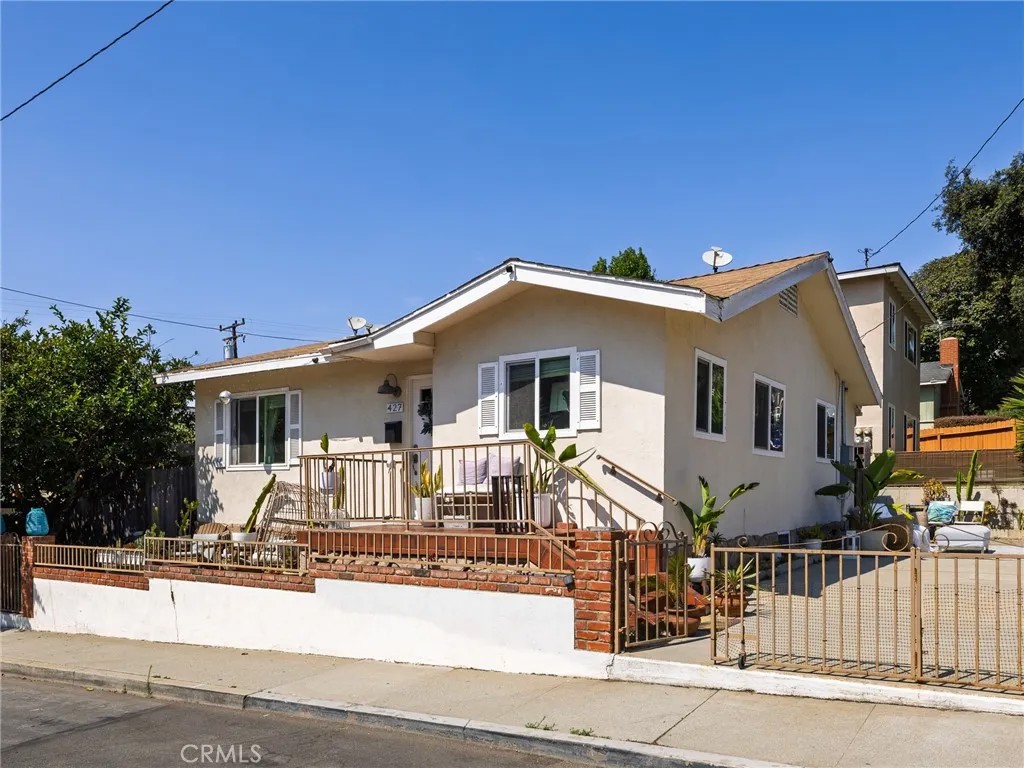 427 E Franklin Avenue