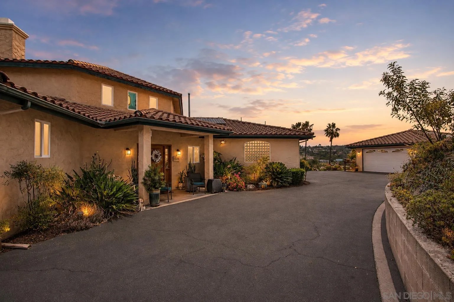 1550 Knoll Park Lane