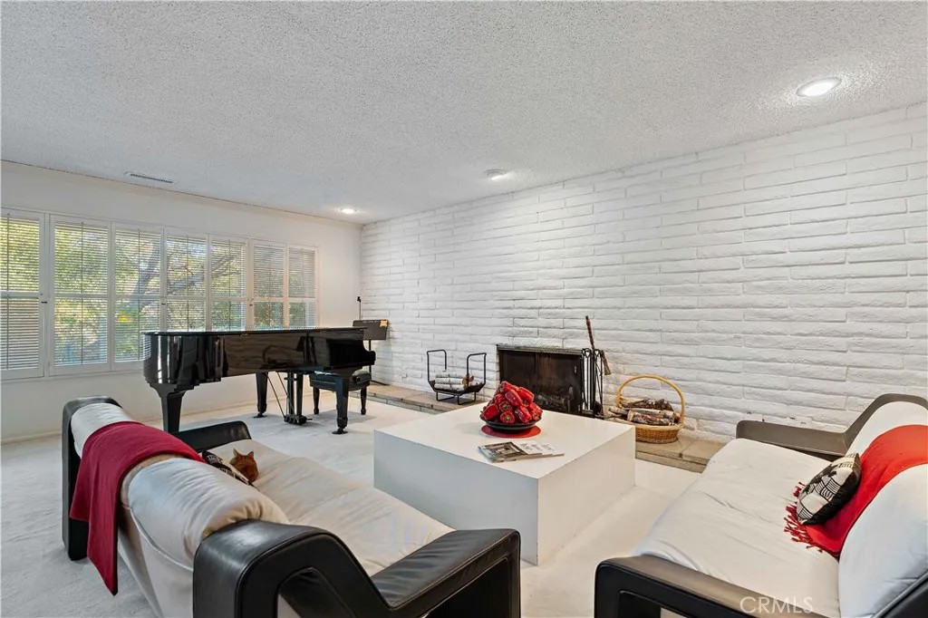 11944 Briarvale Lane