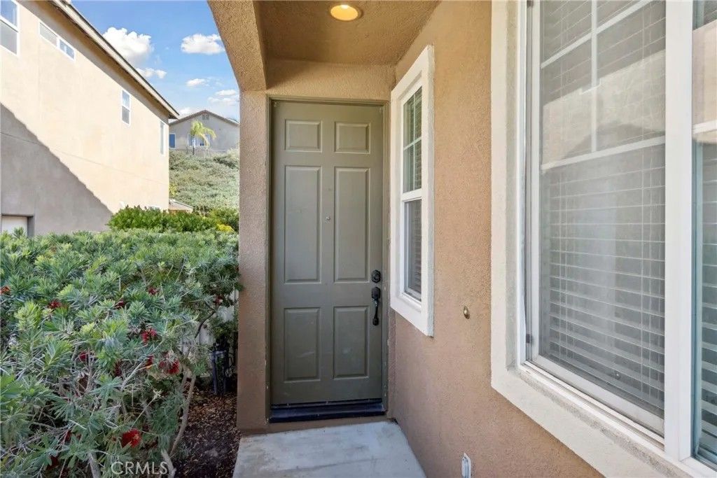Photo of 33184 Puffin St, Temecula, CA 92592 (MLS # SW26039829)
