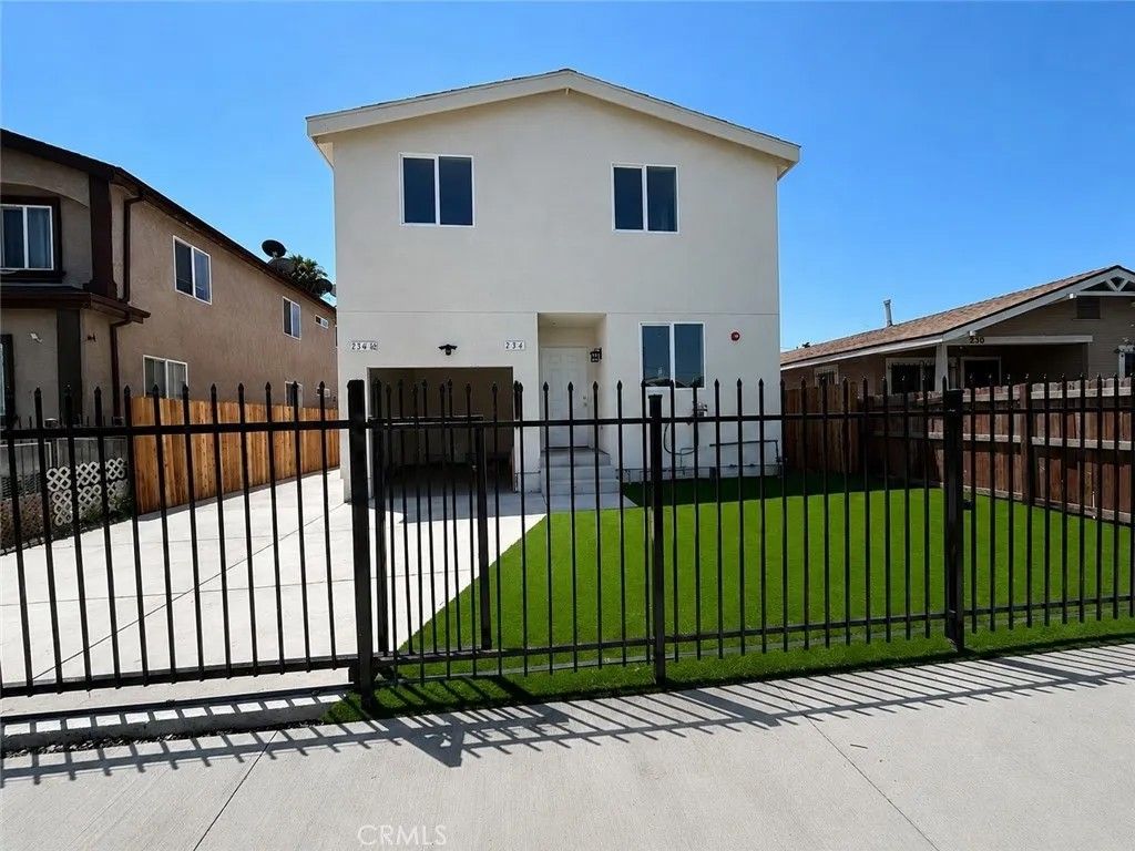 Photo of 234--234 1/2 E 81st ST, Los Angeles, CA 90003 (MLS # DW26113154)
