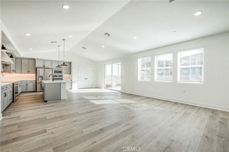 8165 Cottonwood Drive