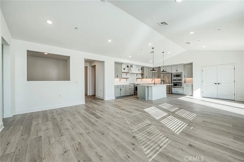 8165 Cottonwood Drive