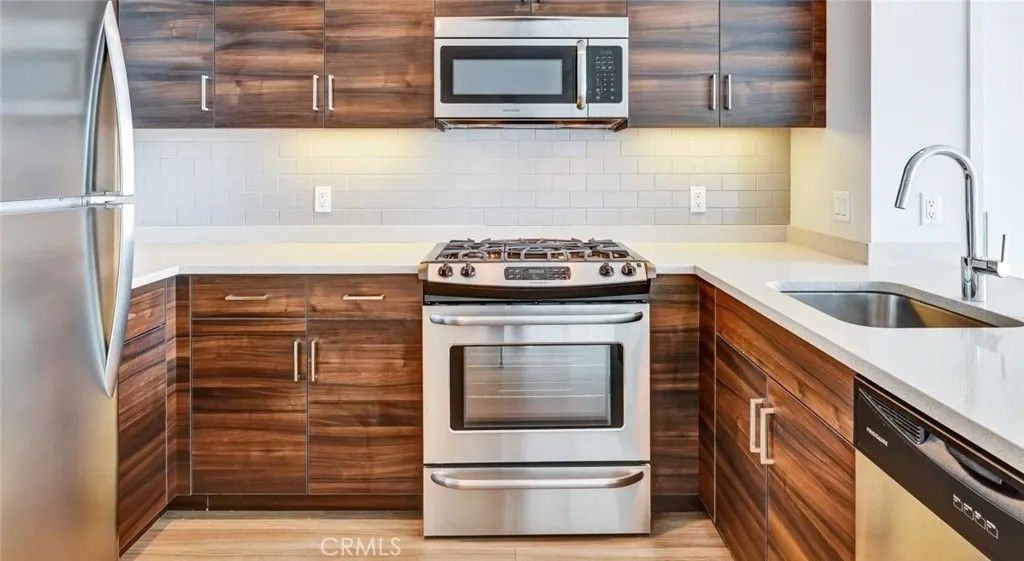 Photo of 100 Van Ness Avenue #2413, San Francisco, CA 94102 (MLS # SB26095512)