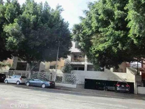 Photo of 1119 Albany Street #337, Los Angeles, CA 90015 (MLS # IV26032564)
