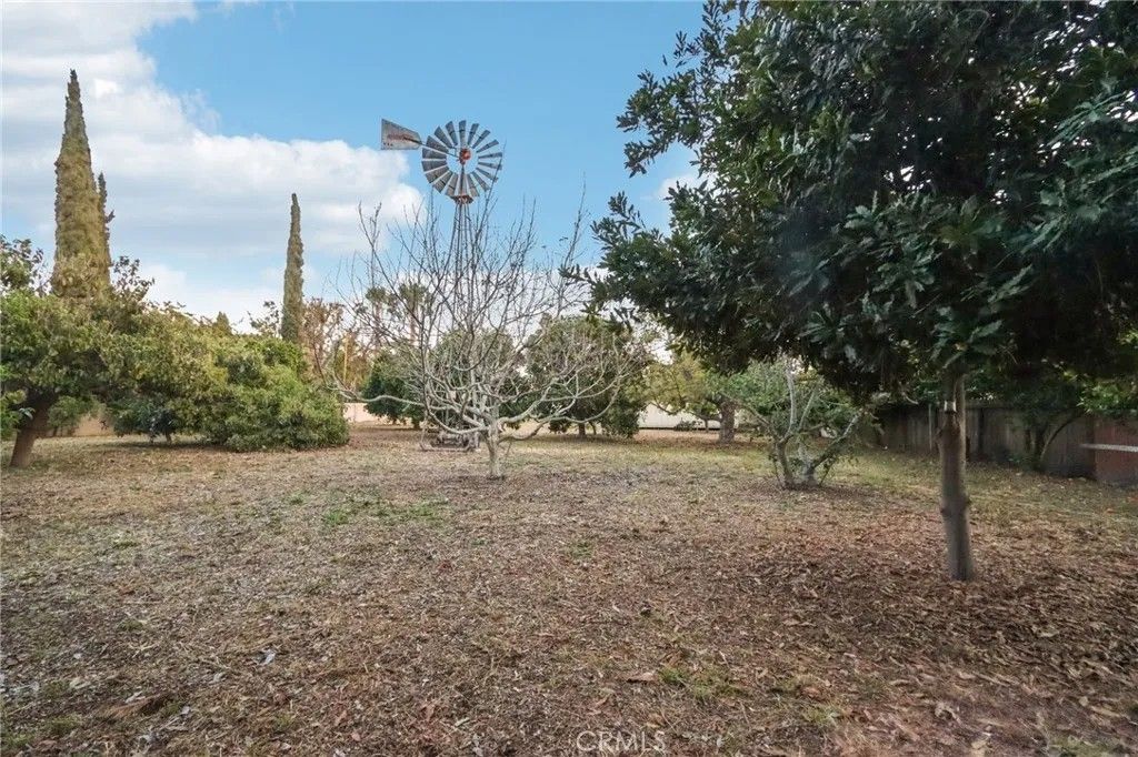 Photo of 1721 W Palmyra Ave, Orange, CA 92868 (MLS # OC26068392)