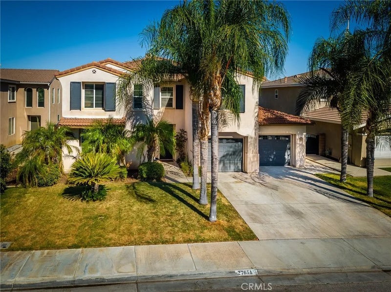 27654 Gladstone Drive