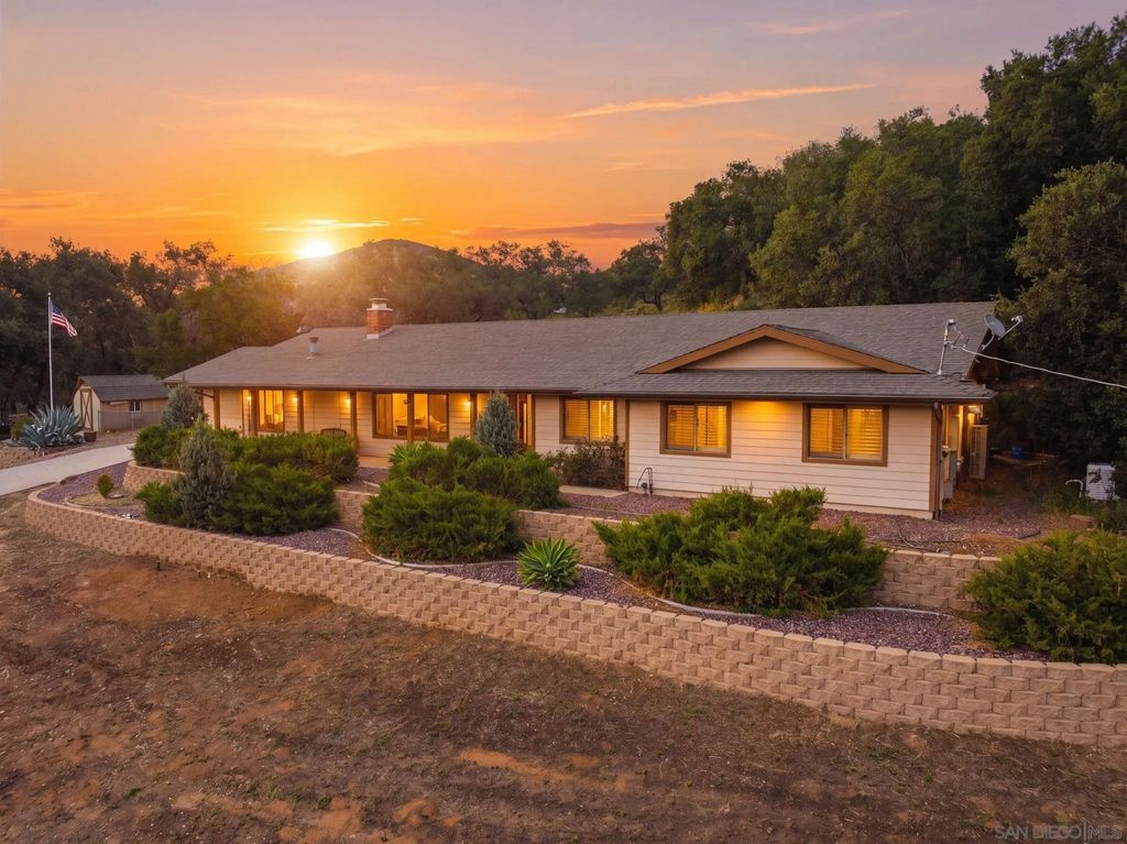 Photo of 19525 Casner Rd, Ramona, CA 92065 (MLS # 260011473)
