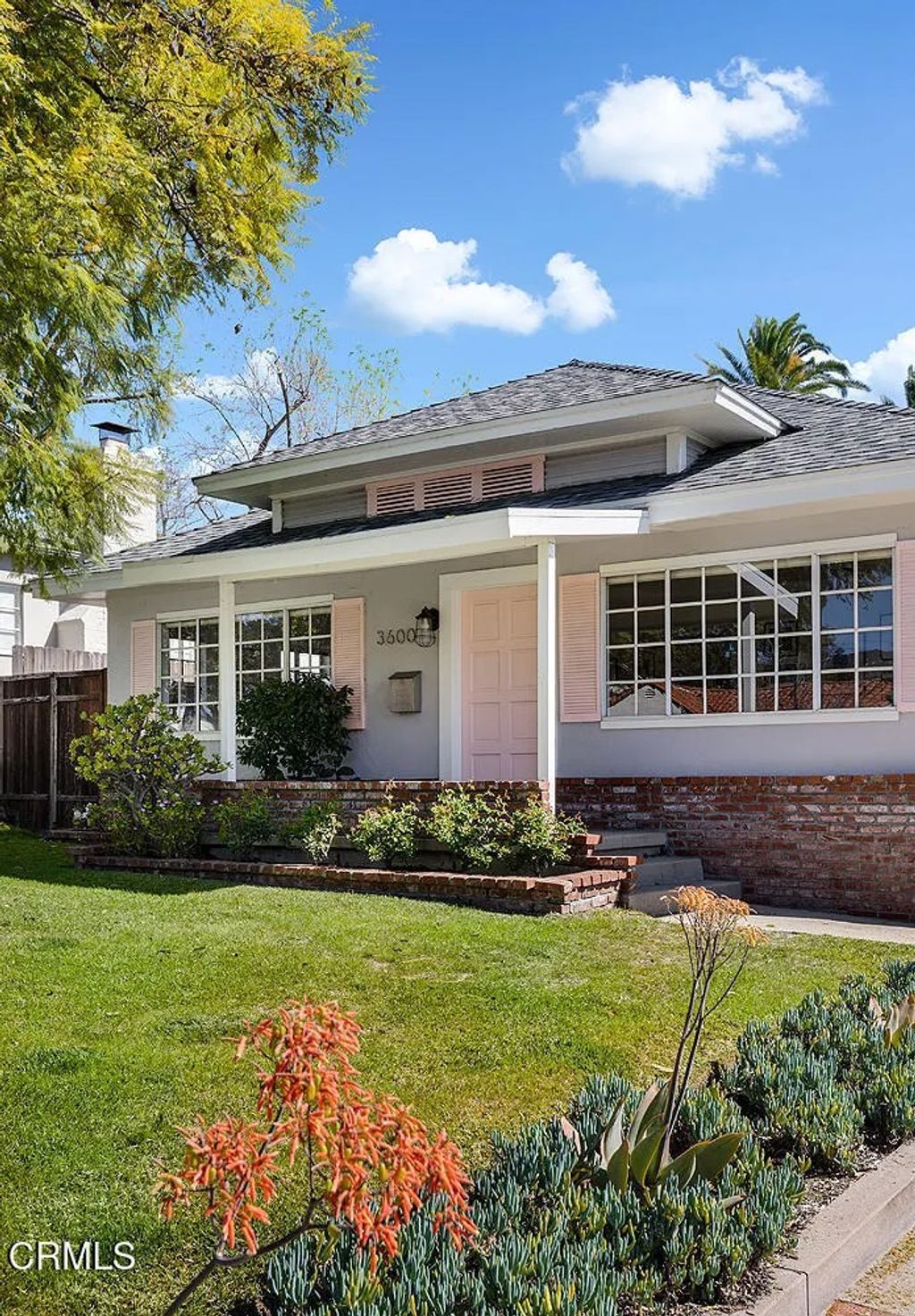 Photo of 3600 Buena Vista Avenue, Glendale, CA 91208 (MLS # P1-26132)