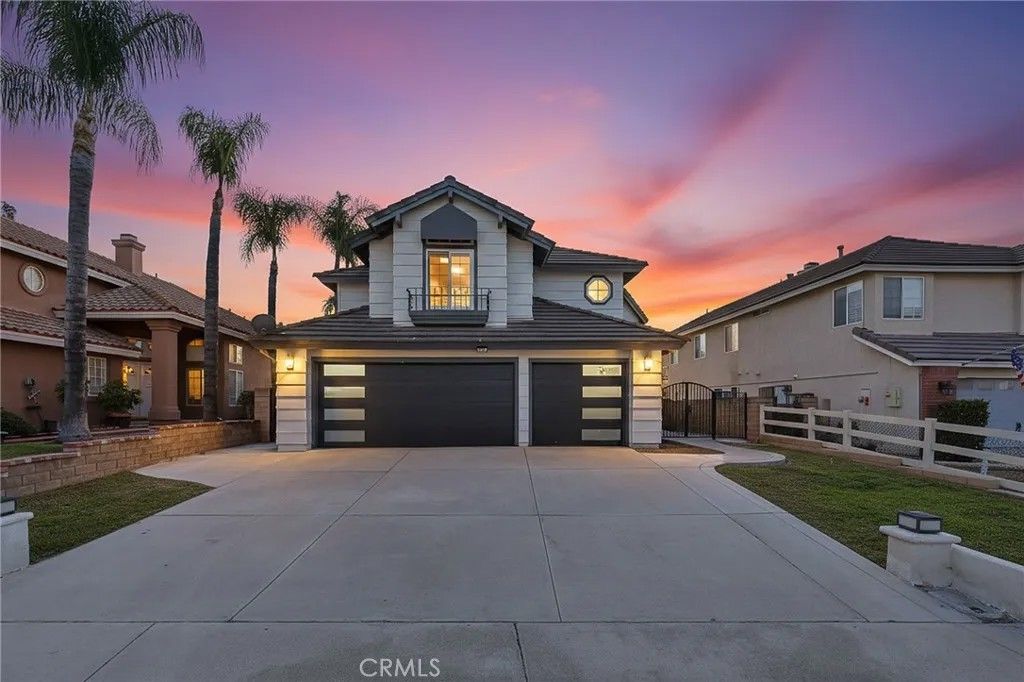 Photo of 40156 White Leaf Lane, Murrieta, CA 92562 (MLS # SW26015007)