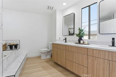Tiny photo for 10820 Holman Ave #204, Los Angeles, CA 90024 (MLS # SR25252506)