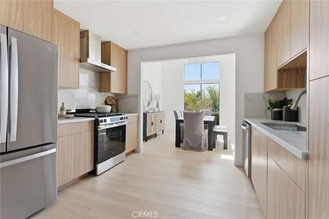 Tiny photo for 10820 Holman Ave #204, Los Angeles, CA 90024 (MLS # SR25252506)