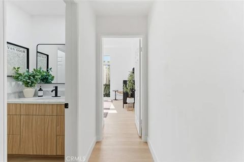 Tiny photo for 10820 Holman Ave #204, Los Angeles, CA 90024 (MLS # SR25252506)